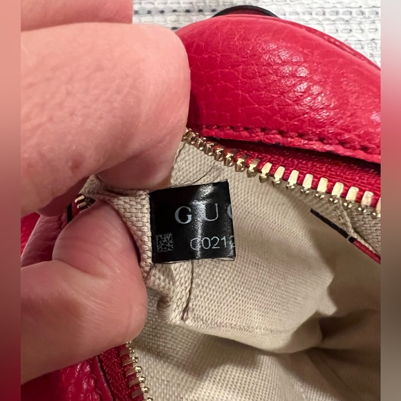 GUCCI red pebbled leather Soho disco bag - Picture 5 of 13